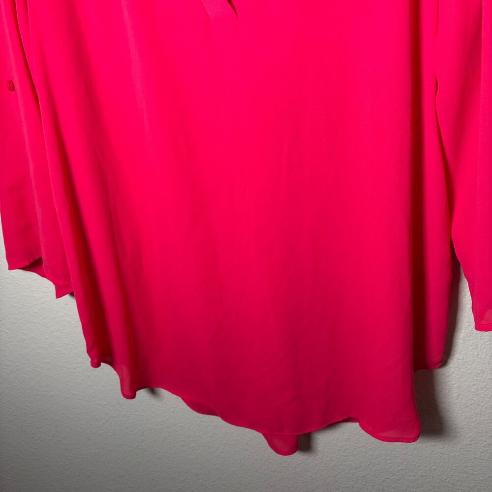 Chaus Blouse Women's Medium Pink Neon V-Neck 3/4 Sleeve Lightweight Top - Picture 4 of 8